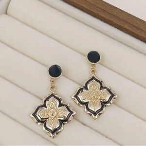 Elegant Gold and Black Floral Drop Earrings - Women Jewelry